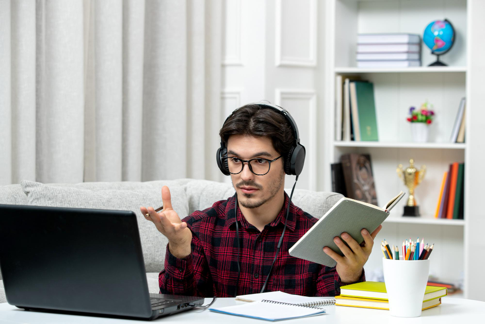 How IGCSE Online Tutoring Helps Homeschoolers Succeed