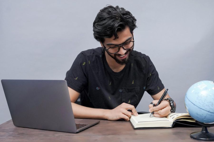 Top Online IGCSE Classes for Indonesia Students