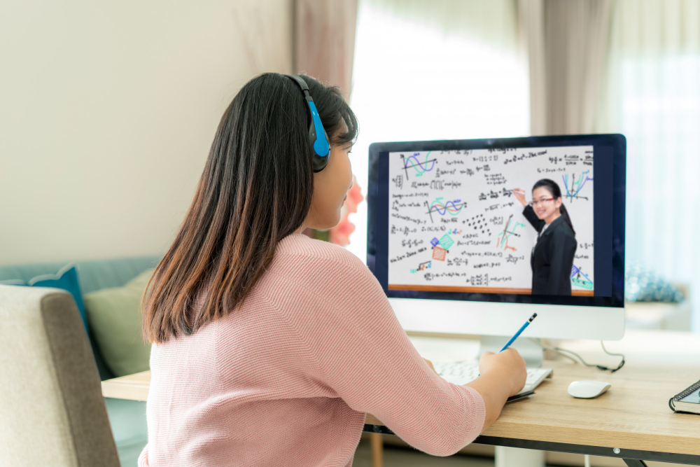 IGCSE Online Tutoring | for international students | CKM Academy
